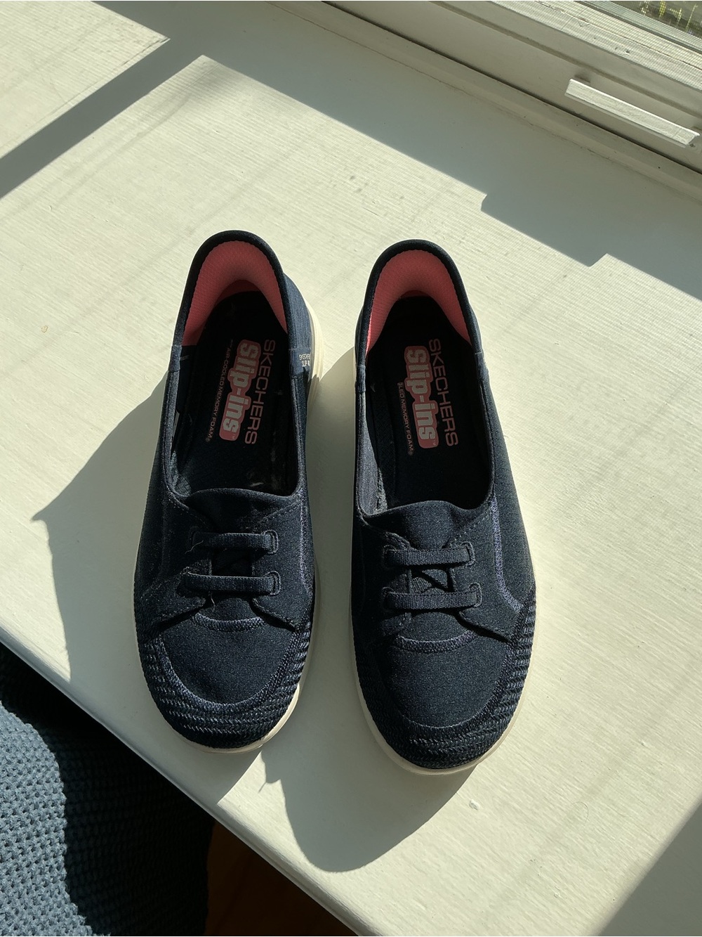 Skechers Women's Black Slip-On Lace-Front Casual Sneakers with Pink Lining